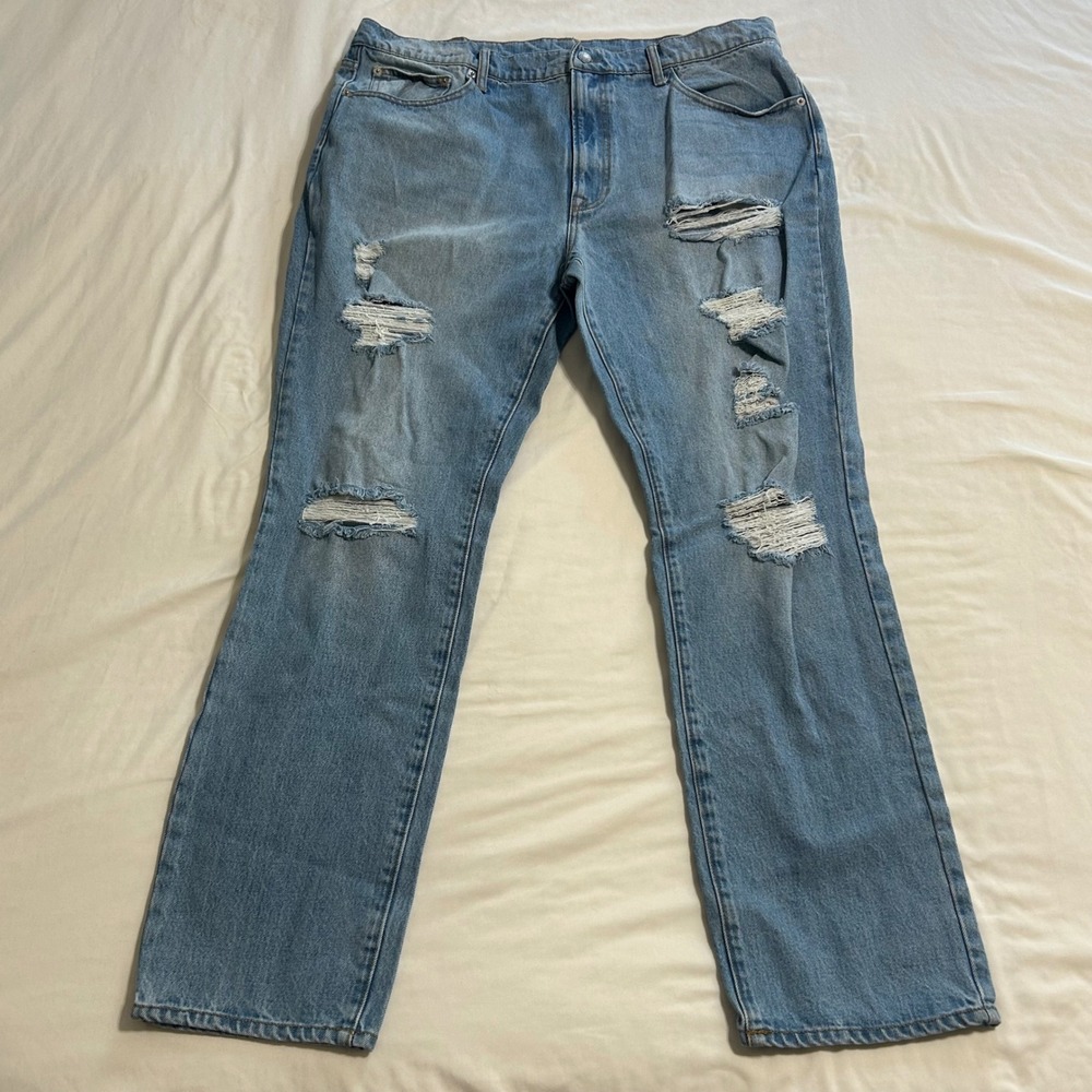 Arizona Jean Co Mens 40x32 Distressed Athletic Taper Light Wash Blue Denim Jeans